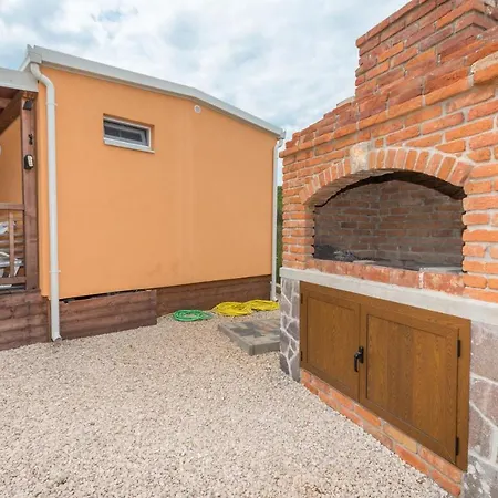 Mobile Sea Shell Holiday home Pasman