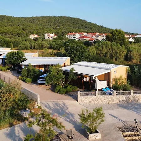 Holiday home Mobile Sea Shell Pasman